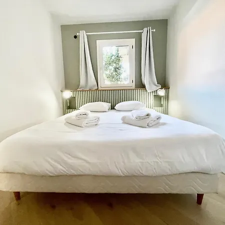 Splendide De Charme Avec Patio, Parking Et A 3 Minutes Апартаменты