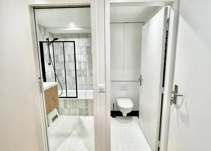 Апартаменты Splendide De Charme Avec Patio, Parking Et A 3 Minutes